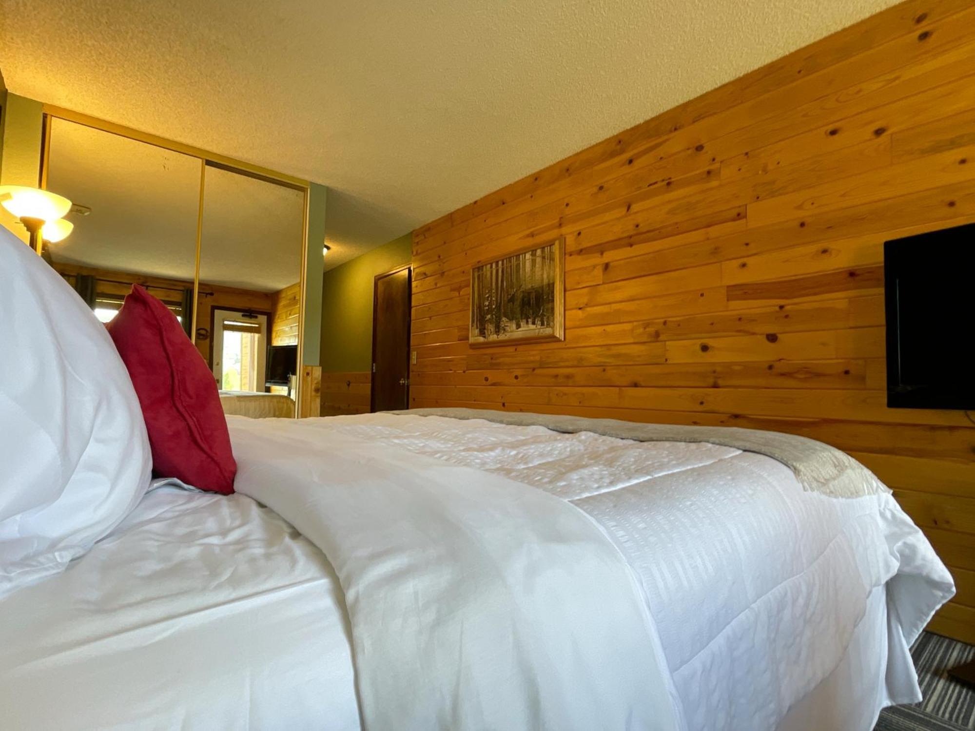 Relax, Adventure, Views, Amenities+Memories Appartement Granby Buitenkant foto
